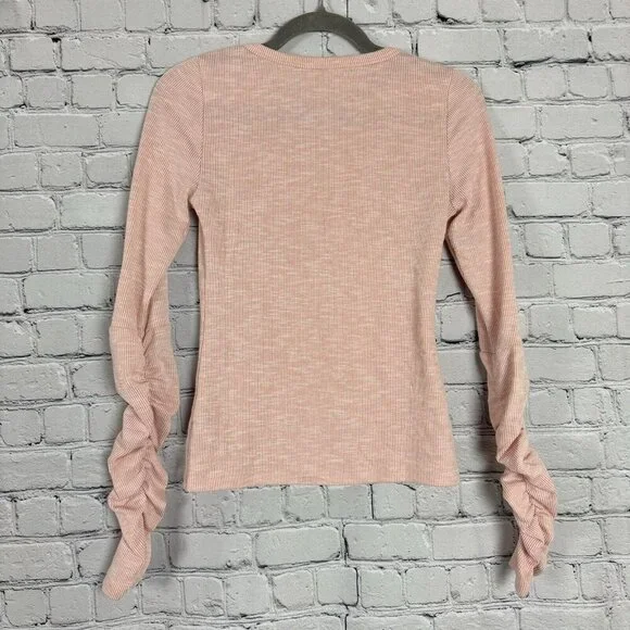 Free People Thermal Knit Top Crunched Sleeve Blouse Solid Peach Women Size XS - Picture 6 of 7